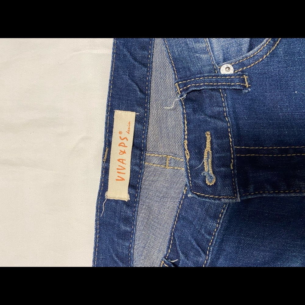 Jeans - Picture 2 of 3